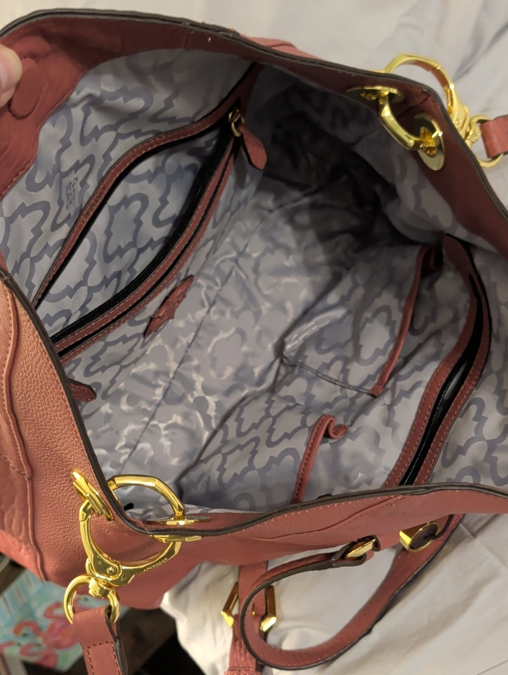 Excellent OrYany Genuine LEATHER Women's Bag in Dusty Rose. Magnetic Closure. - Picture 6 of 6
